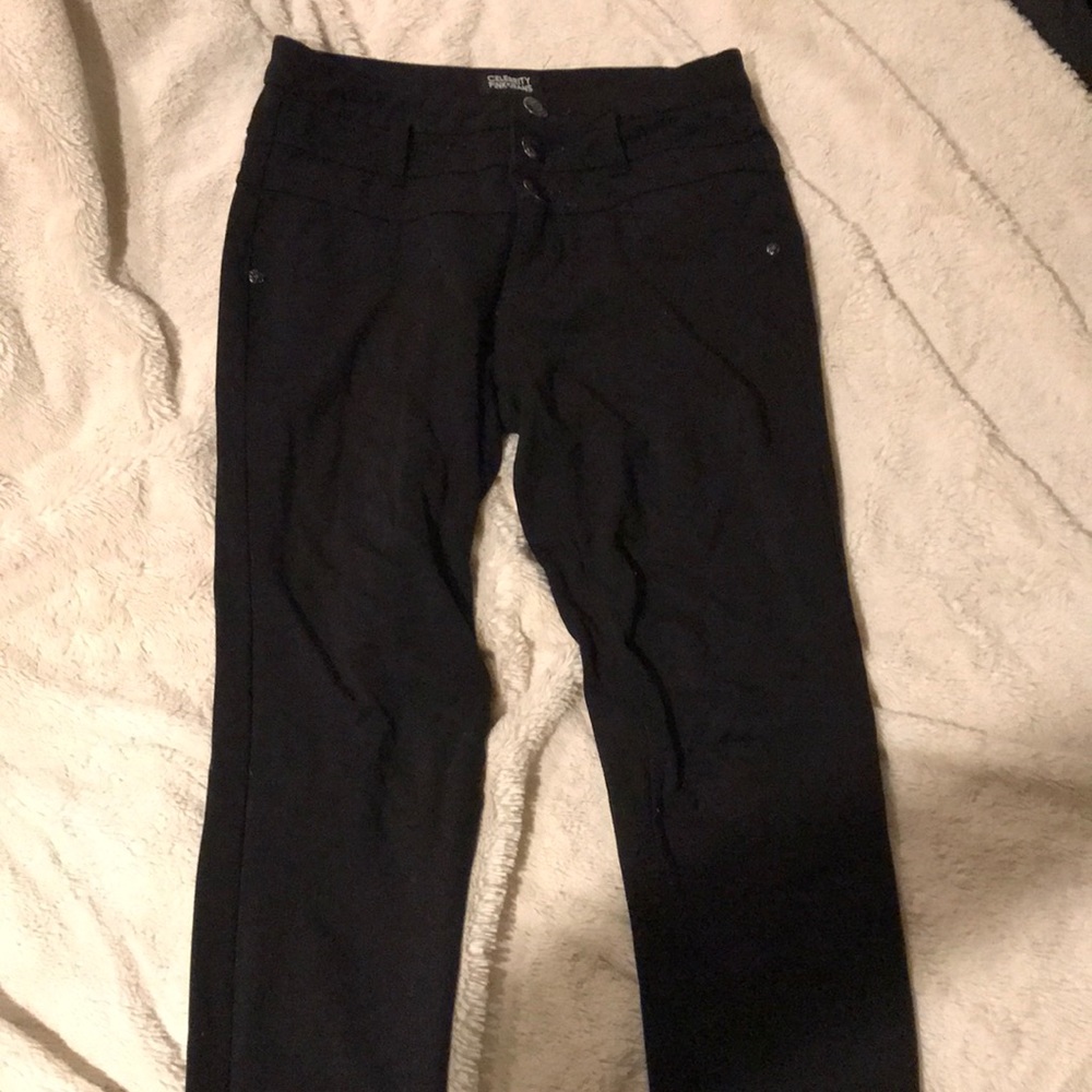 High wasted black jeans